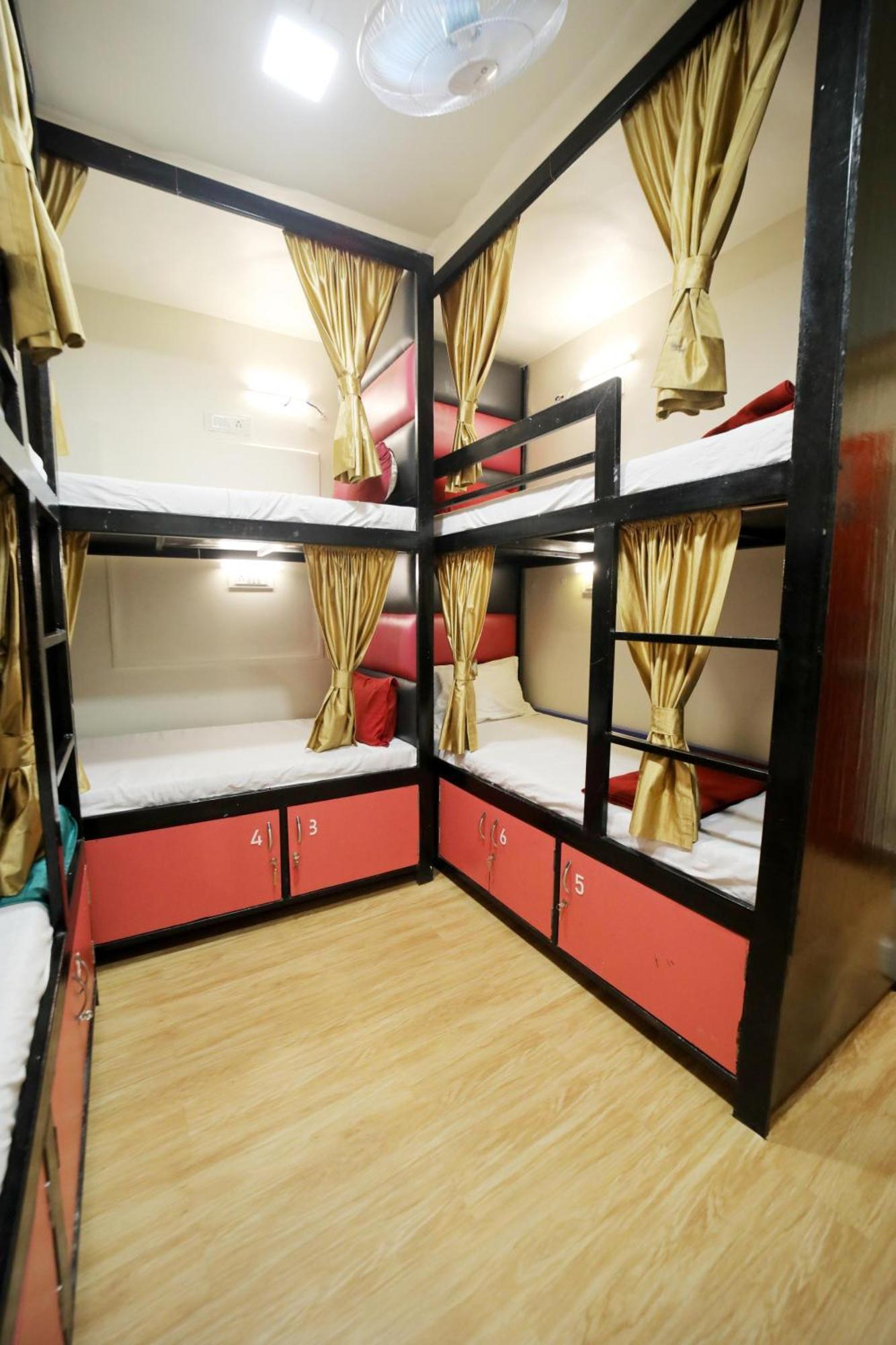 Social Hubz Hostel Bombay Exterior foto